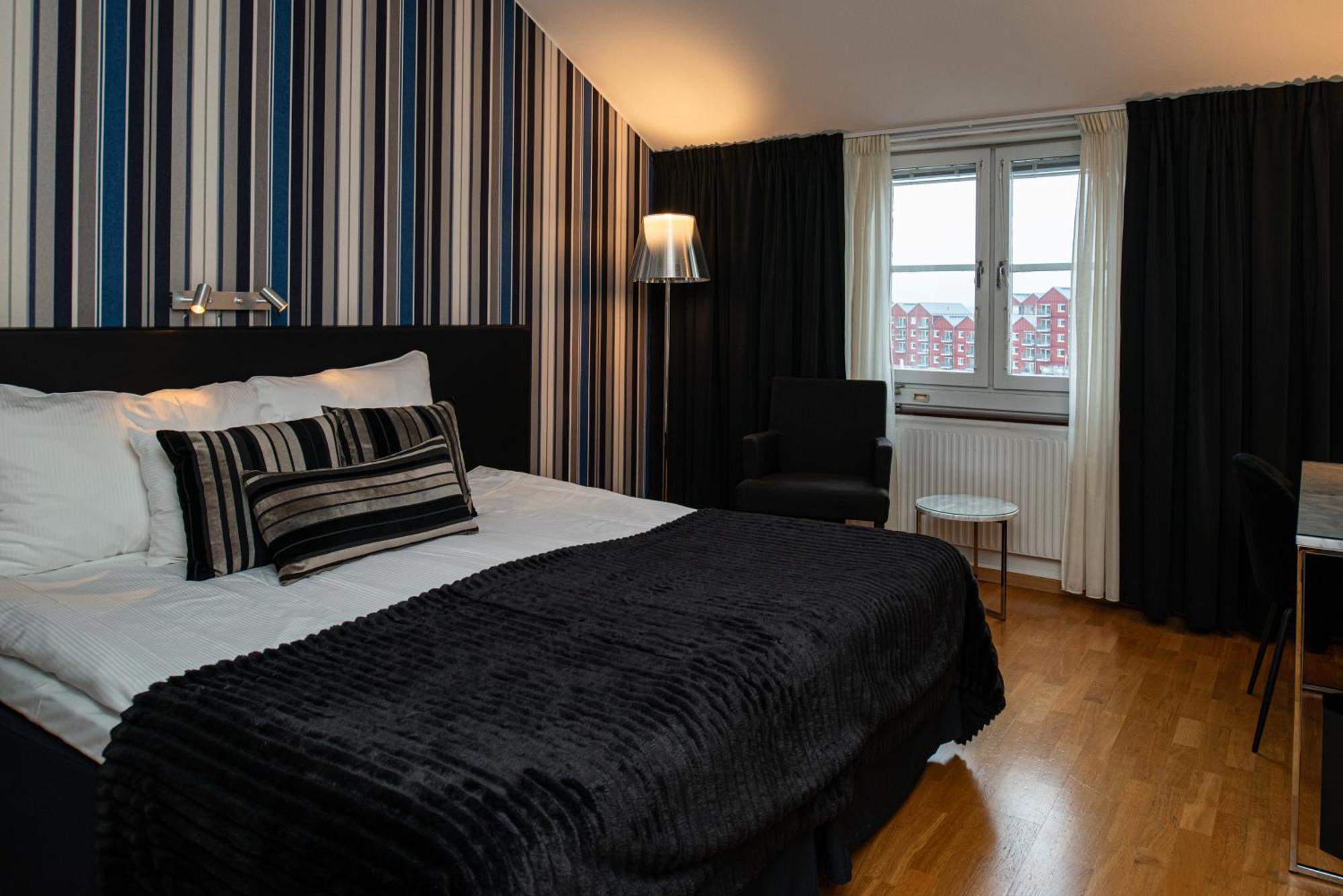 Quality Hotel Statt Худиксвалль Экстерьер фото
